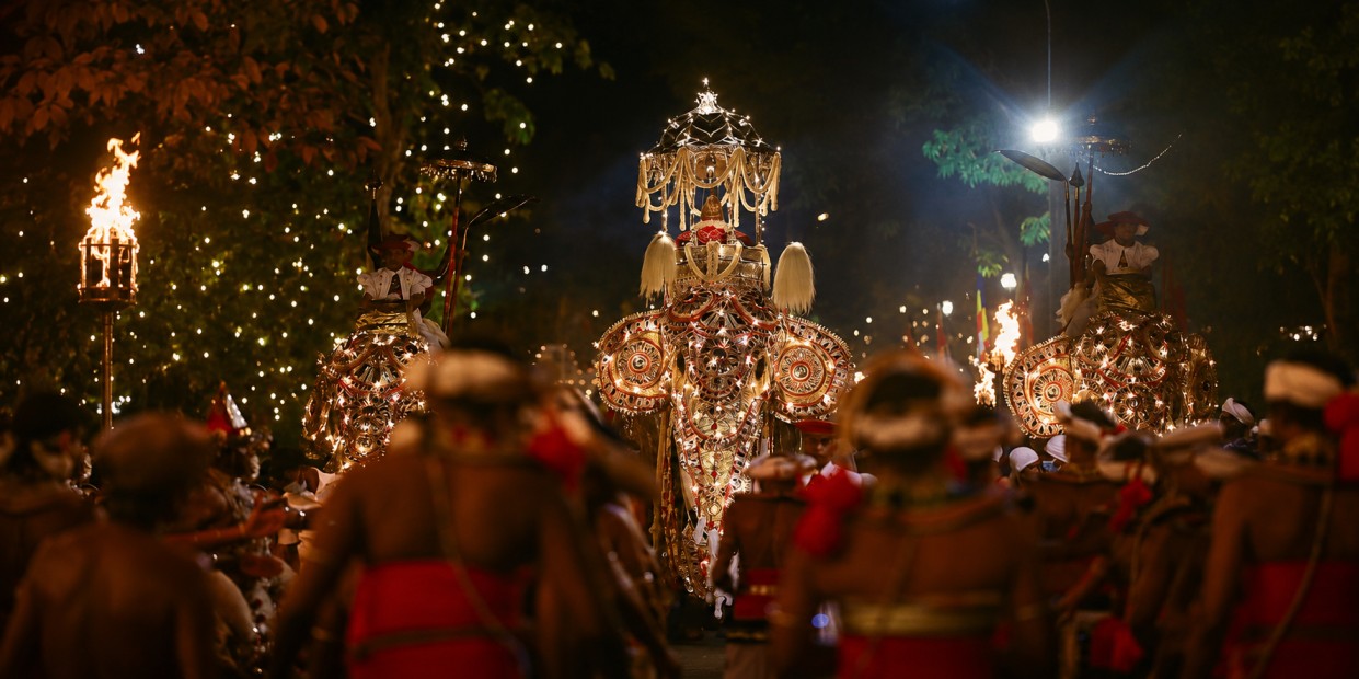 Kandy Perahera — Sri Lanka
